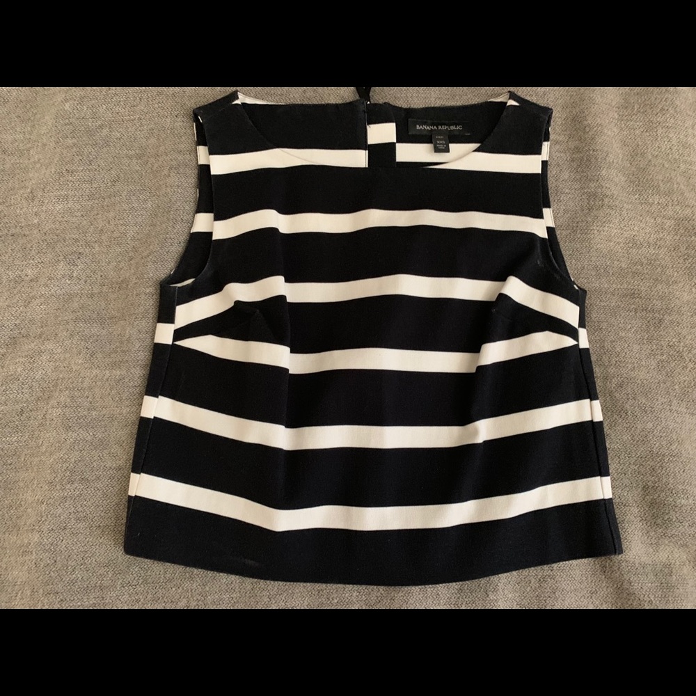 Banana Republic Top, Crop